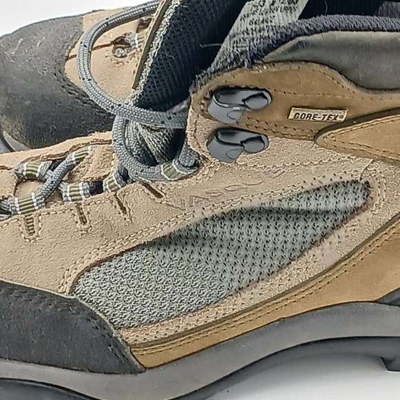 Vasque Gore-tex Vibram Ankle Hiking Boots 7433 Outdoors Camping Womens Size 8.5M - Picture 15 of 16